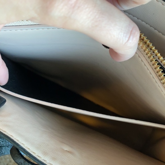 Kate Spade Black satchel with a bow. Mid-size and barely used - Picture 6 of 6